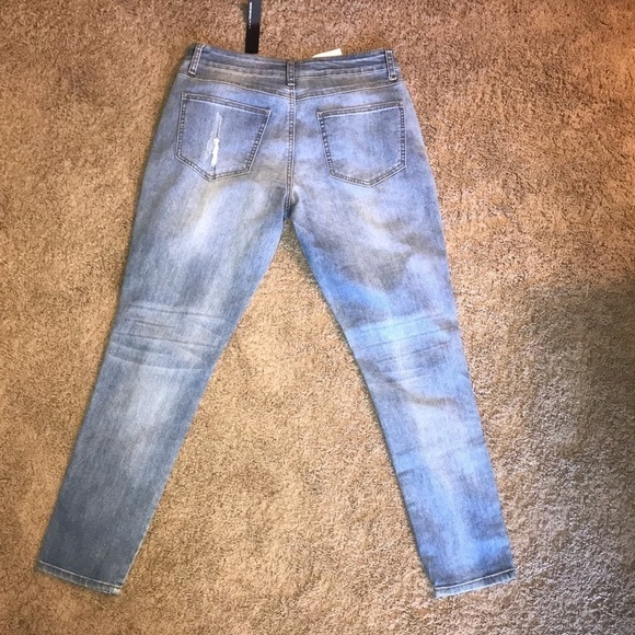 NWT Skinny jeans size 6 - Picture 2 of 5